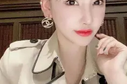 王嘉尔吃自己的瓜！全网最松弛的明星回应，格局瞬间拉满