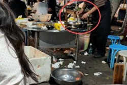 四川饭店回收剩蘸料被拍！称拿去喂鸡，当地人爆黑料，市监局介入