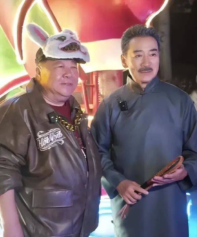 他什么时候退圈的?